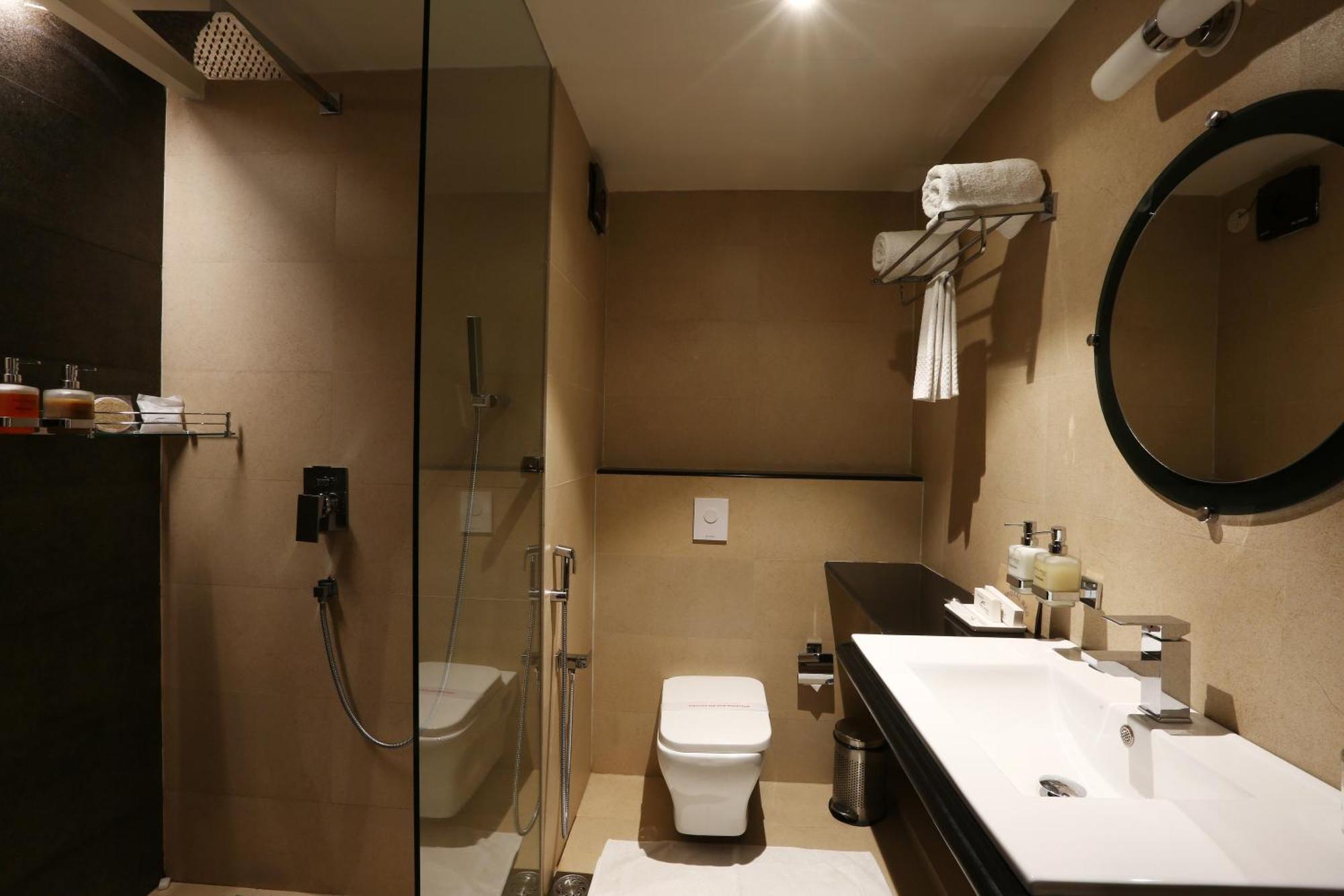 Presidental By East End Delhi Airport Hotel New Delhi
