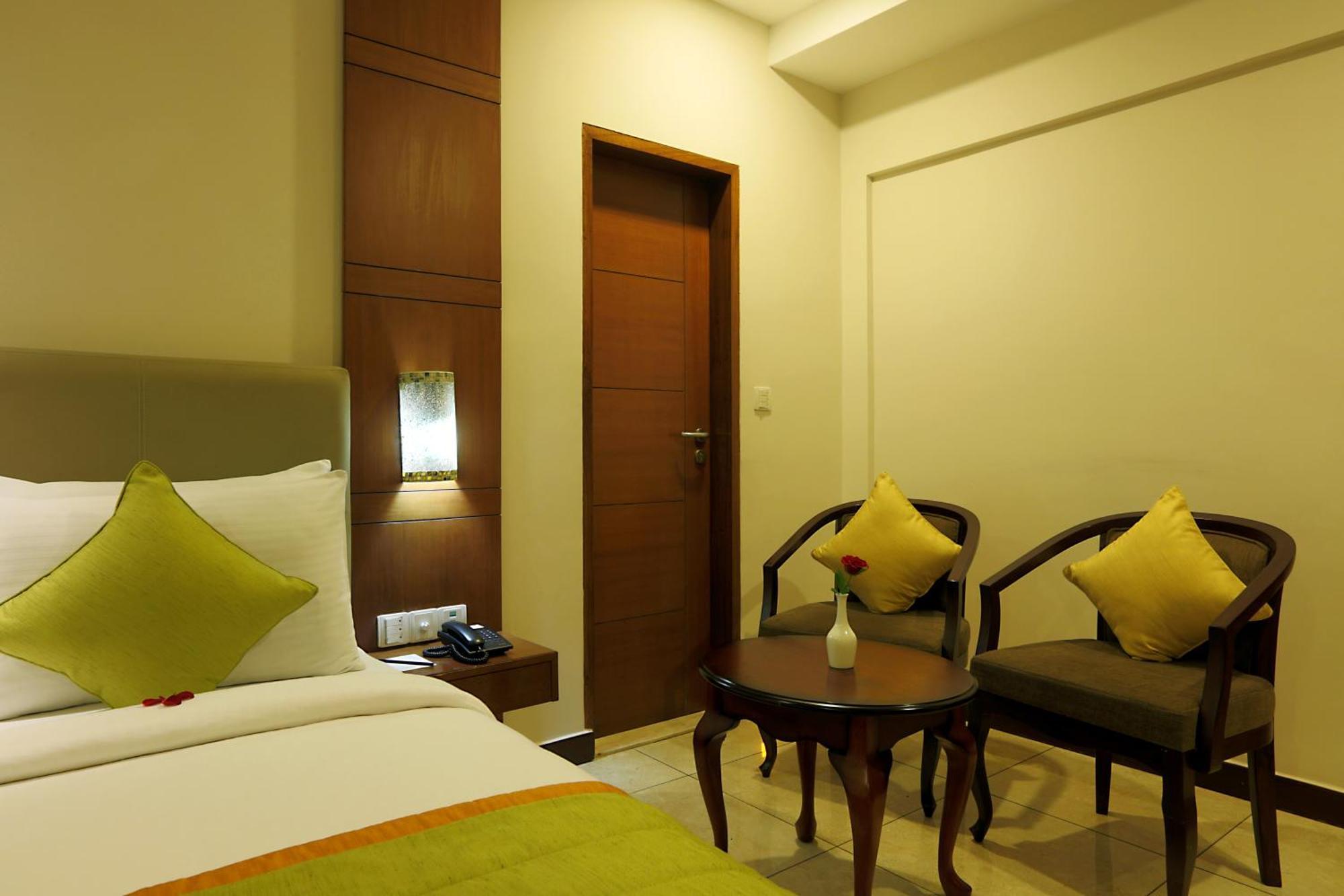 Presidental By East End Delhi Airport Hotel