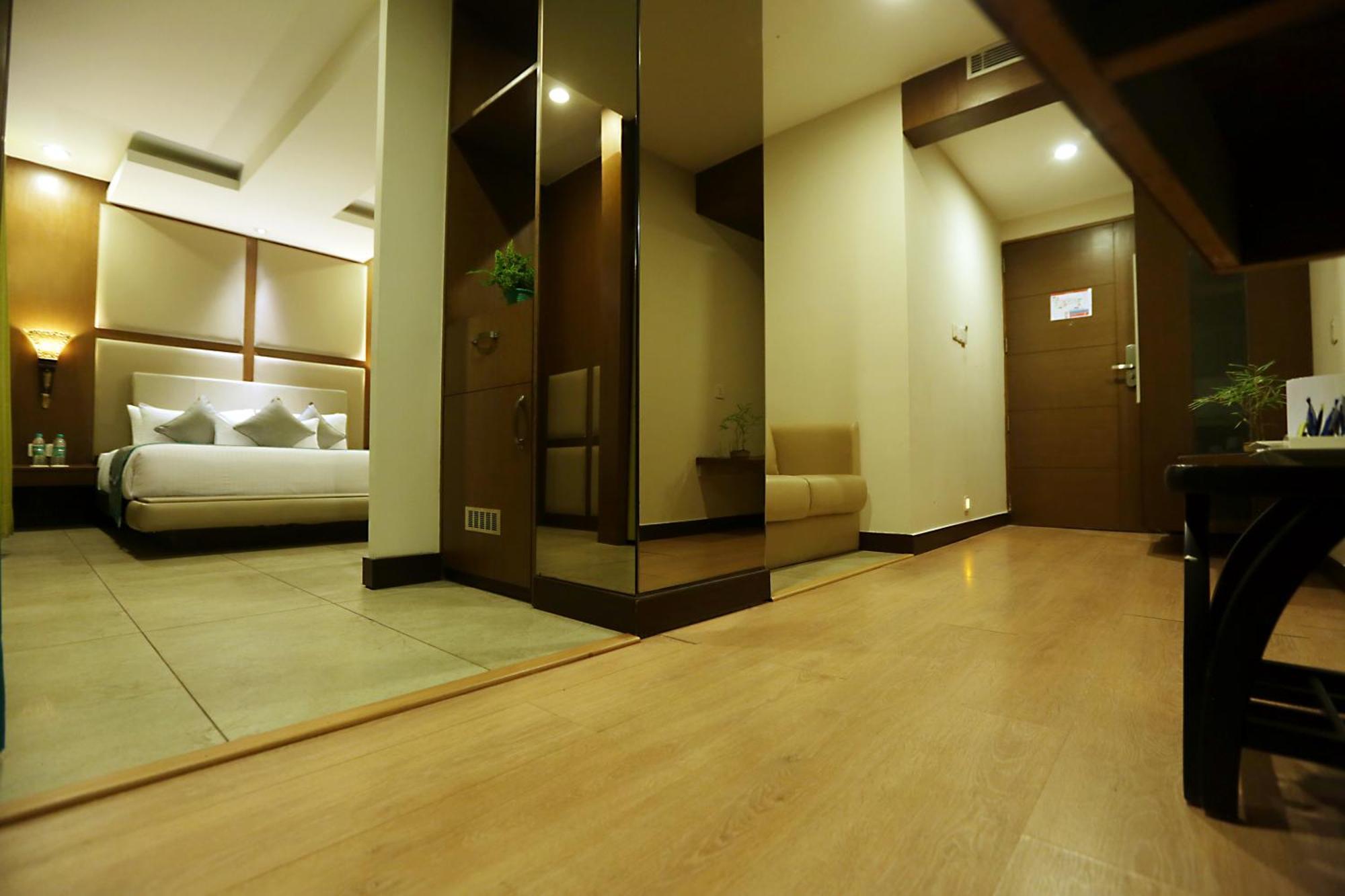Hotel Presidental By East End Delhi Airport