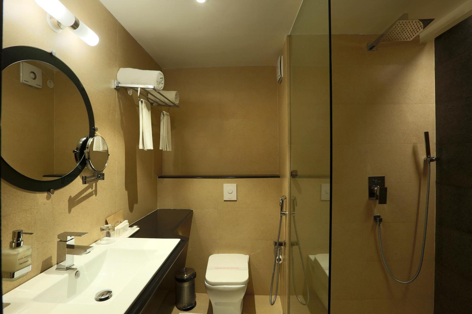 Hotel Presidental By East End Delhi Airport 3*