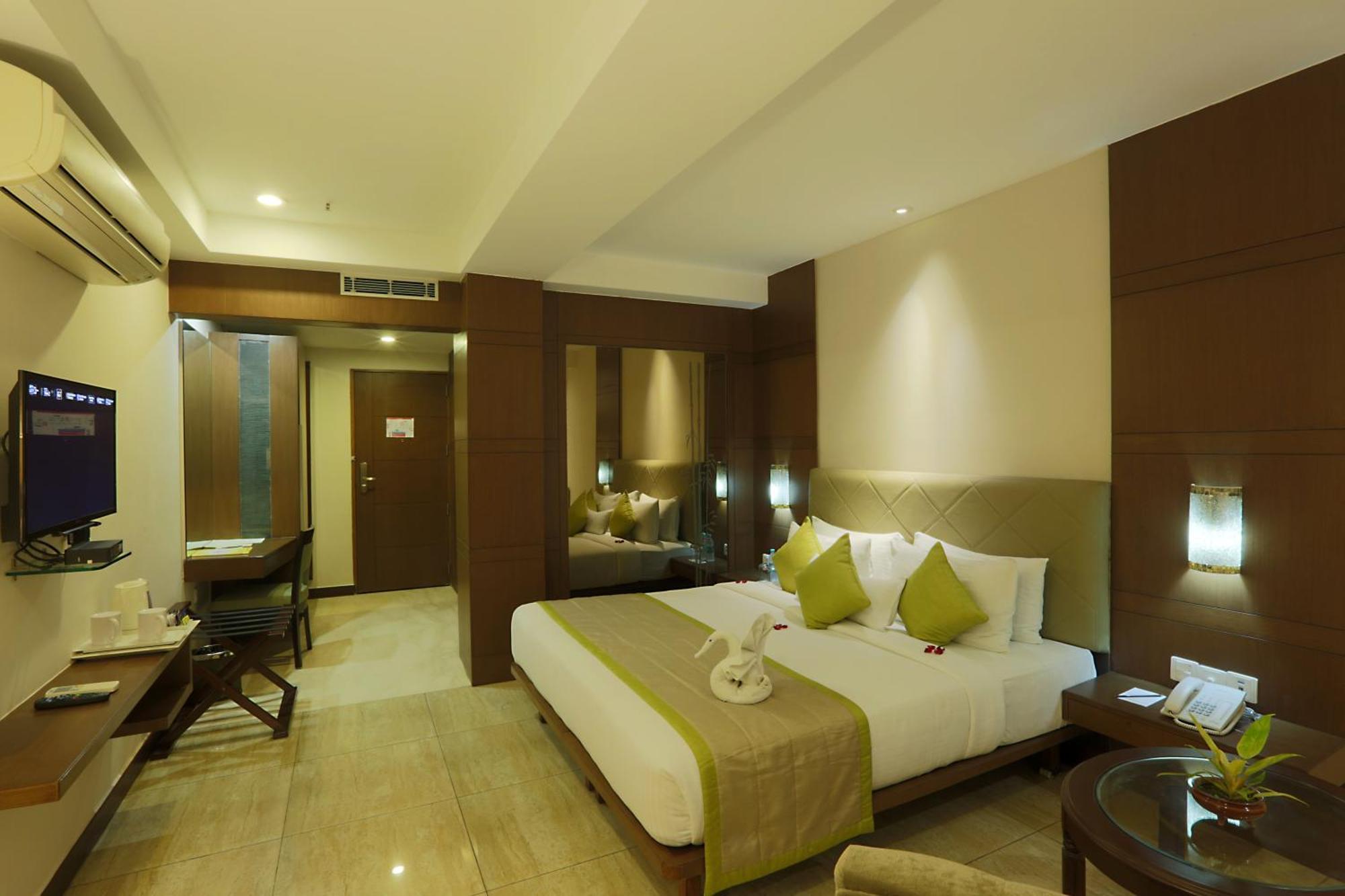 Hotel Presidental By East End Delhi Airport 3*