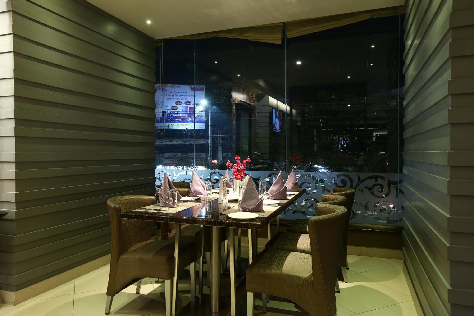 Hotel Presidental By East End Delhi Airport New Delhi