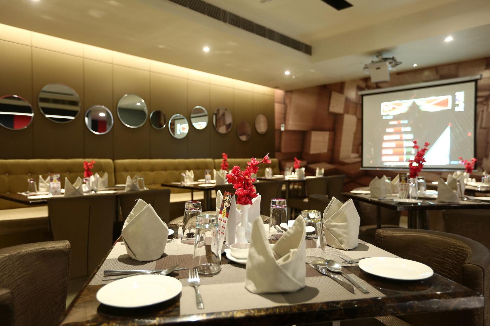 Hotel Presidental By East End Delhi Airport 3*