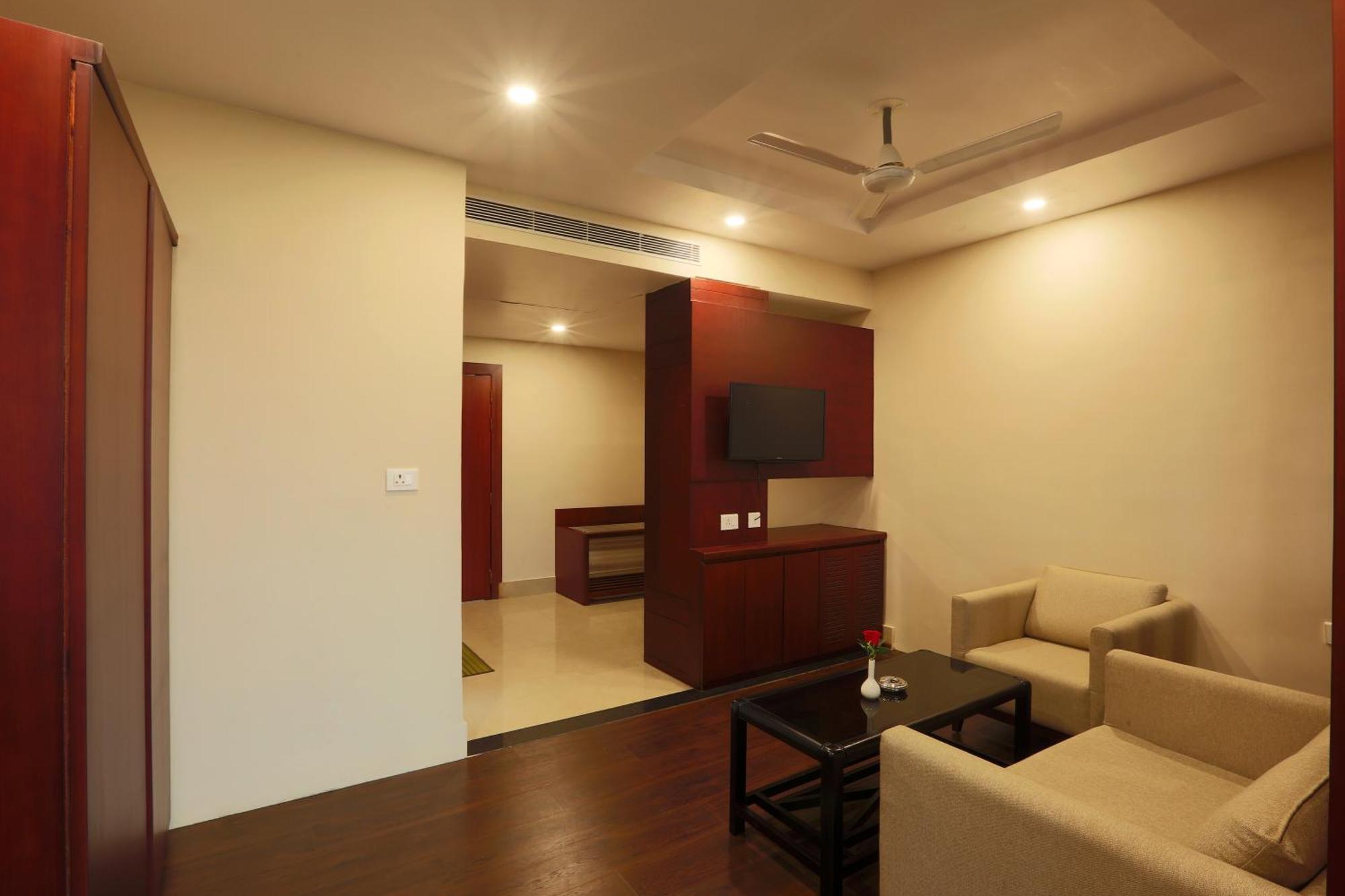 Hotel Presidental By East End Delhi Airport