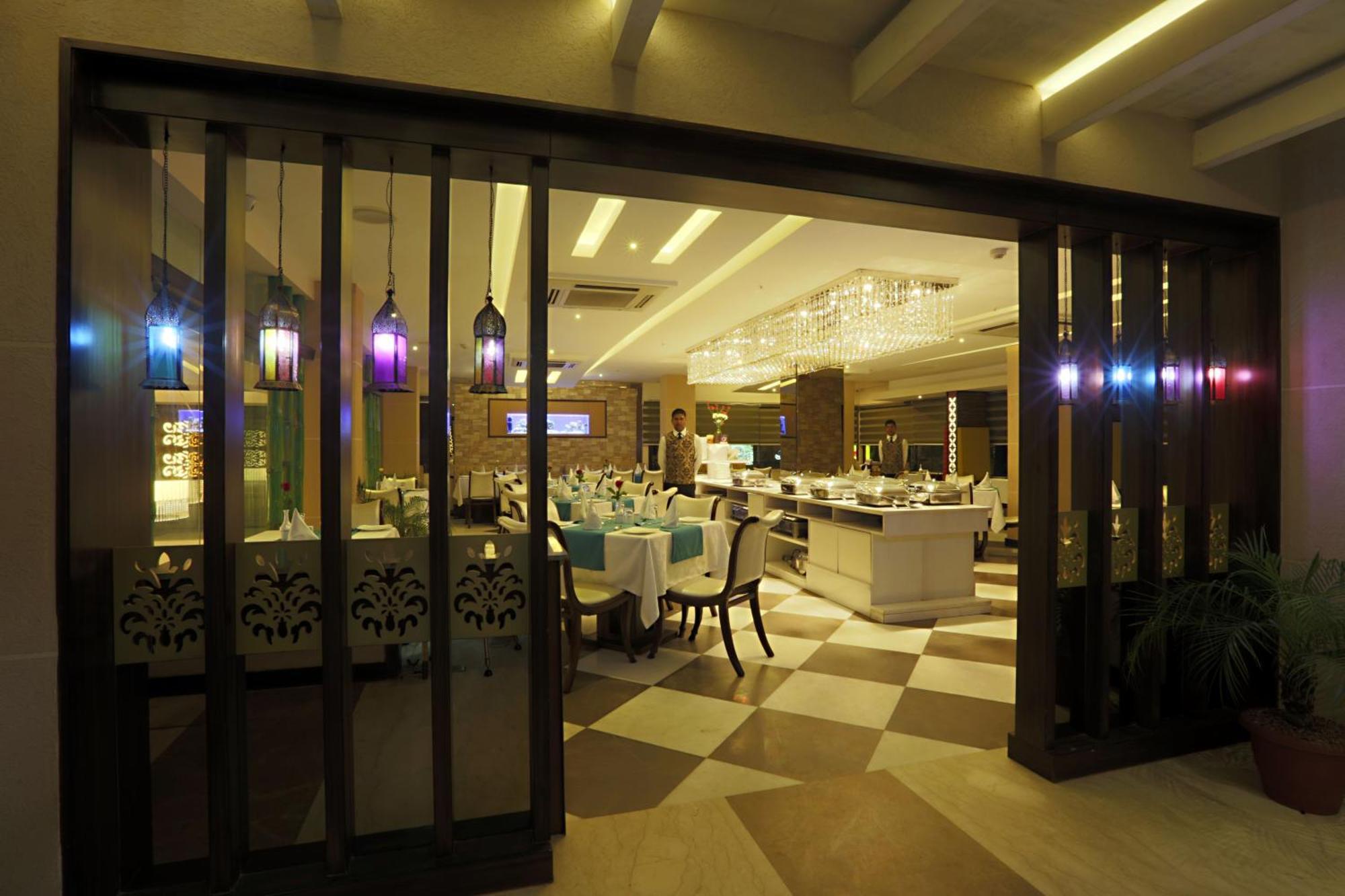 Presidental By East End Delhi Airport Hotel New Delhi