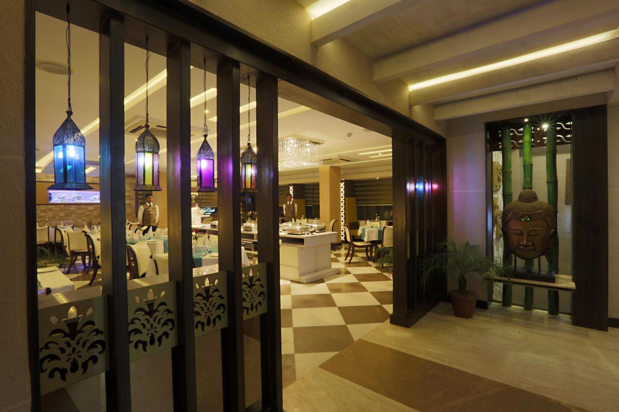 Presidental By East End Delhi Airport