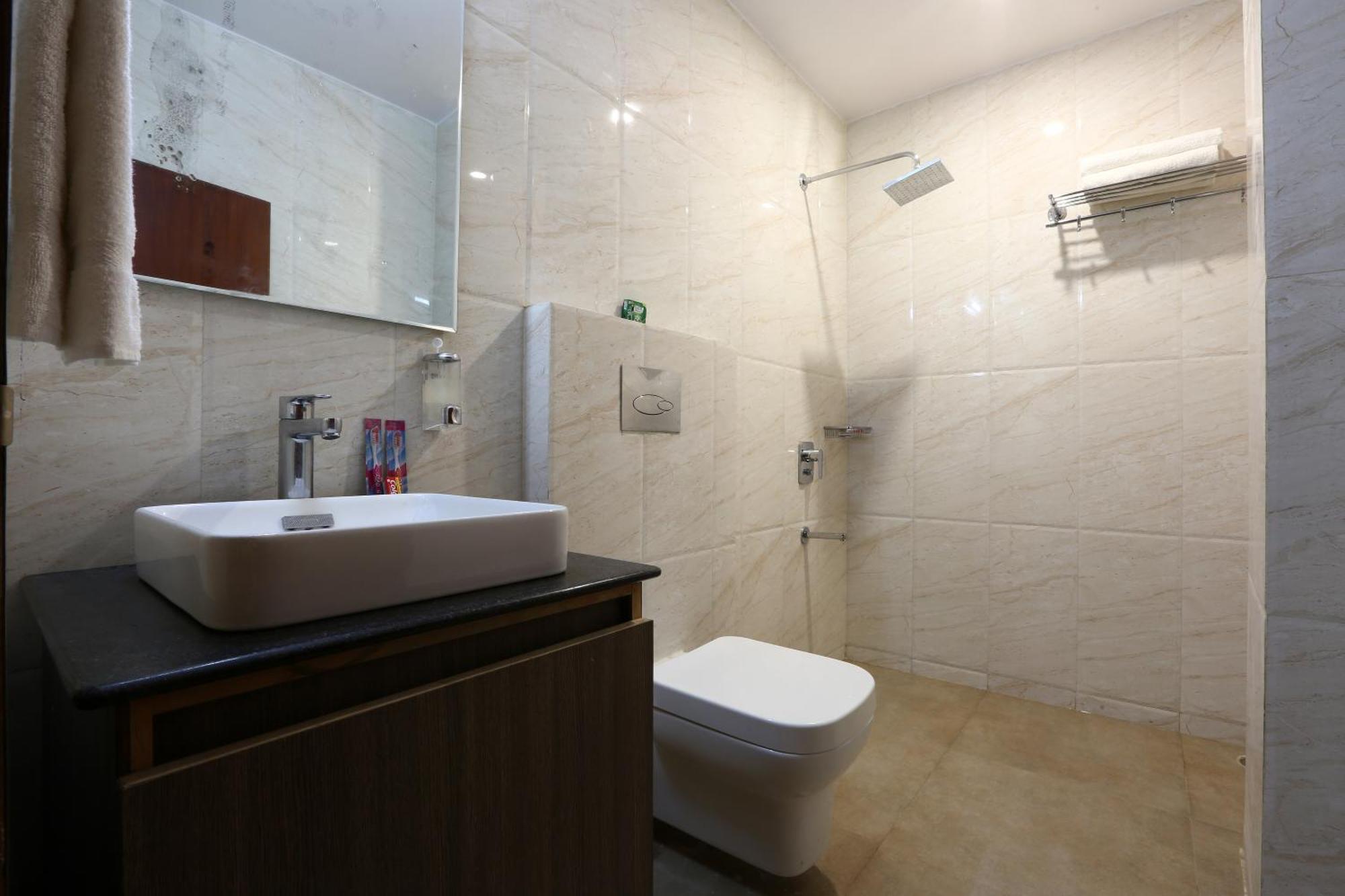 Hotel Presidental By East End Delhi Airport 3*
