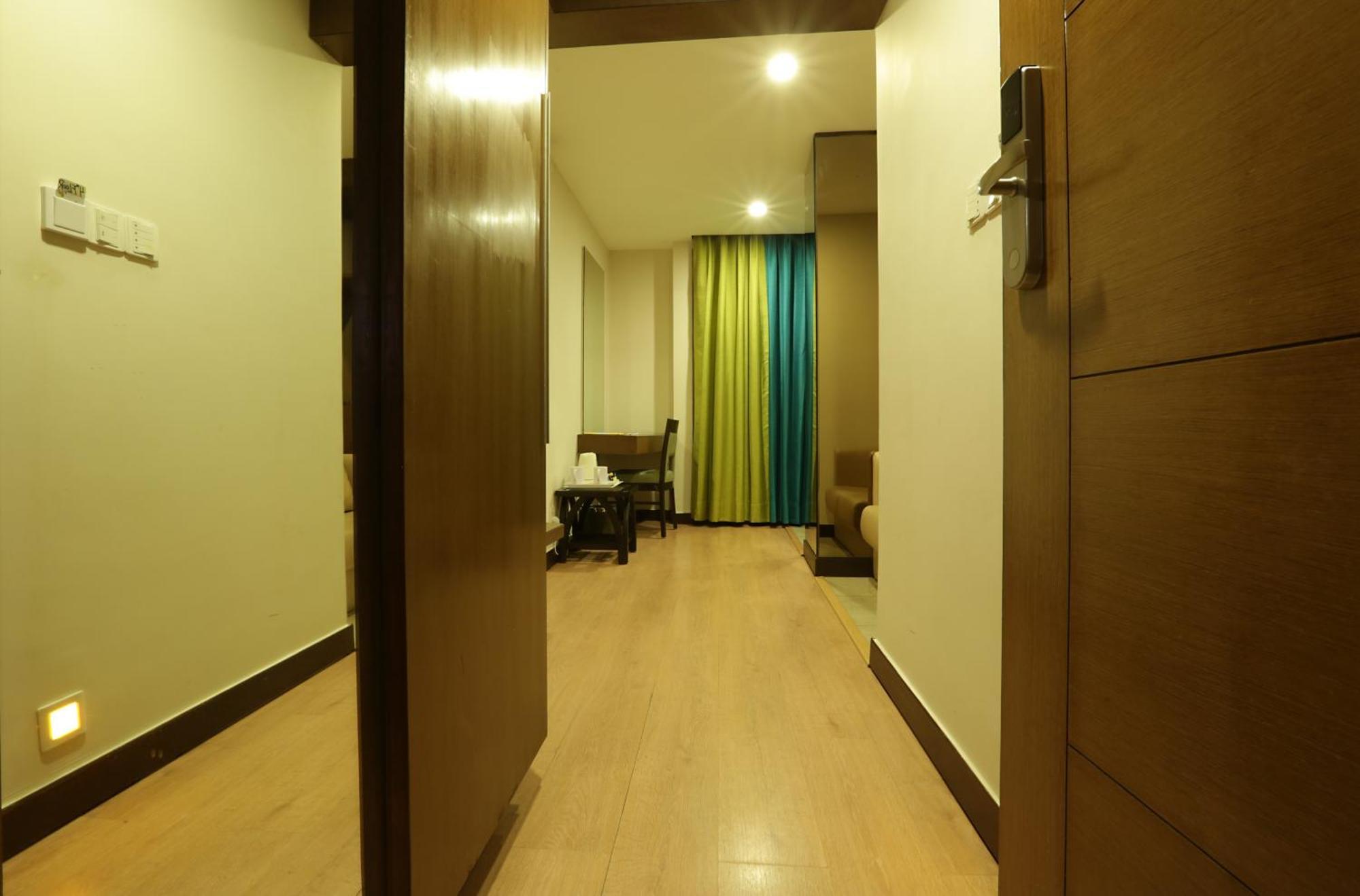 Hotel Presidental By East End Delhi Airport New Delhi